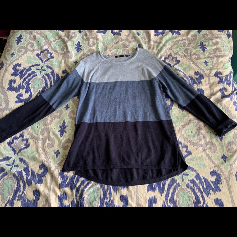 Women’s Sweater